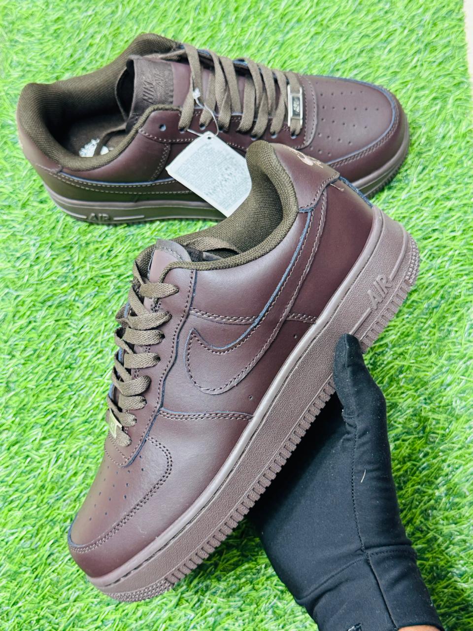 Nike Air Force 1 - Brown