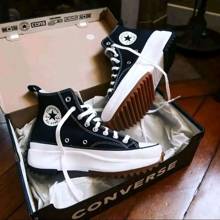 Black Run Star Hike Converse Platform